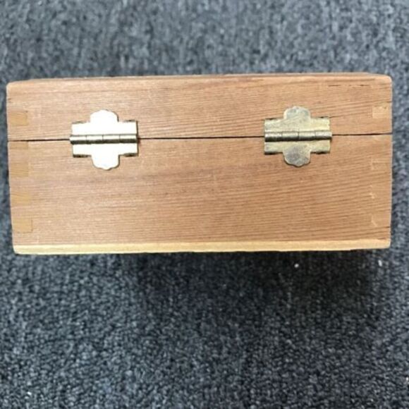 ARLO GUTHRIE THE BEST OF 1977 US WARNER BROS Wooden CD Hindged Box - Picture 7 of 9